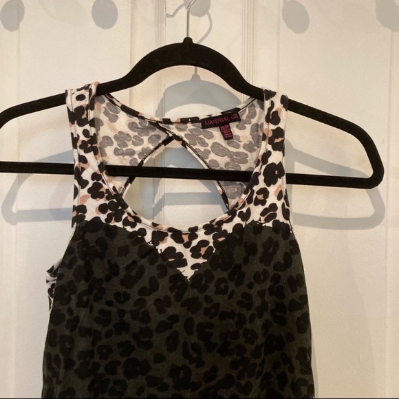 Animal Print Tank Top - Picture 2 of 7